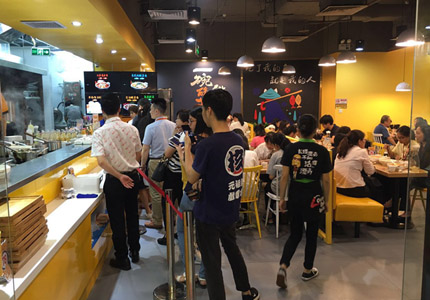 “鱼你在一起”酸菜鱼店加盟爆红全国，成为最具投资价值的酸菜鱼品牌