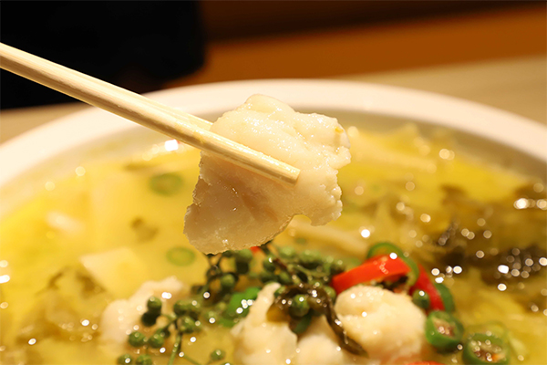 美味分享——鱼你在一起下饭酸菜鱼